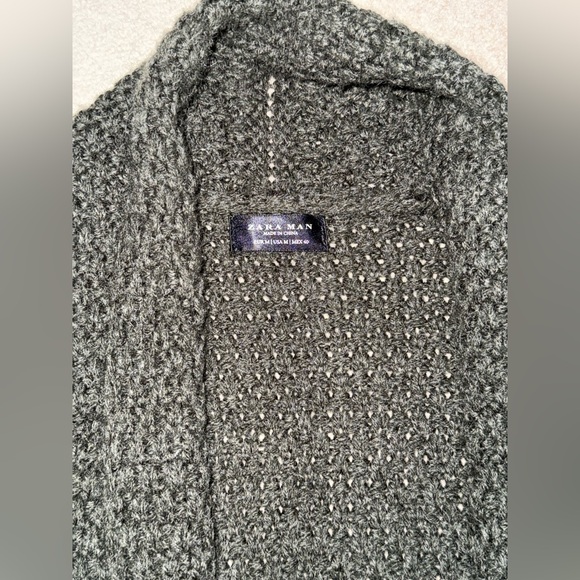 Zara Dark Green Textured Knit Medium Cardigan - Picture 4 of 4